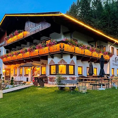 로이타쉬 Garni Baerenwirt B&B 외부 사진